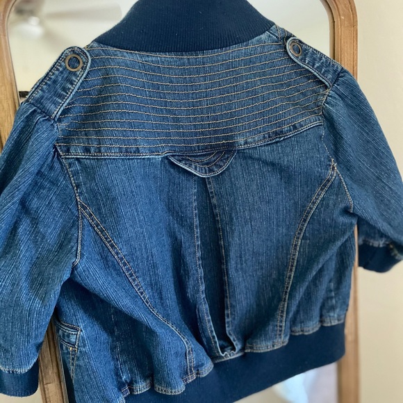 Jean Zipper Jacket. - Picture 2 of 4